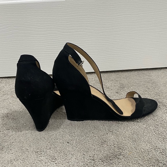 Chinese Laundry Black Suede Wedges - Picture 4 of 5